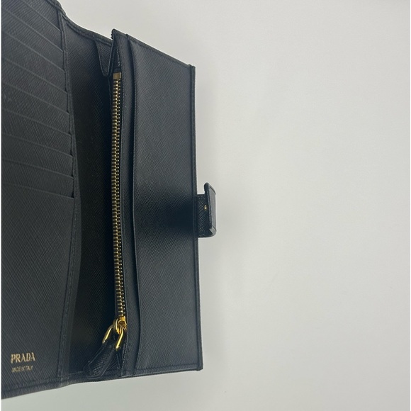 Prada Large Saffiano Leather Wallet - Picture 5 of 8